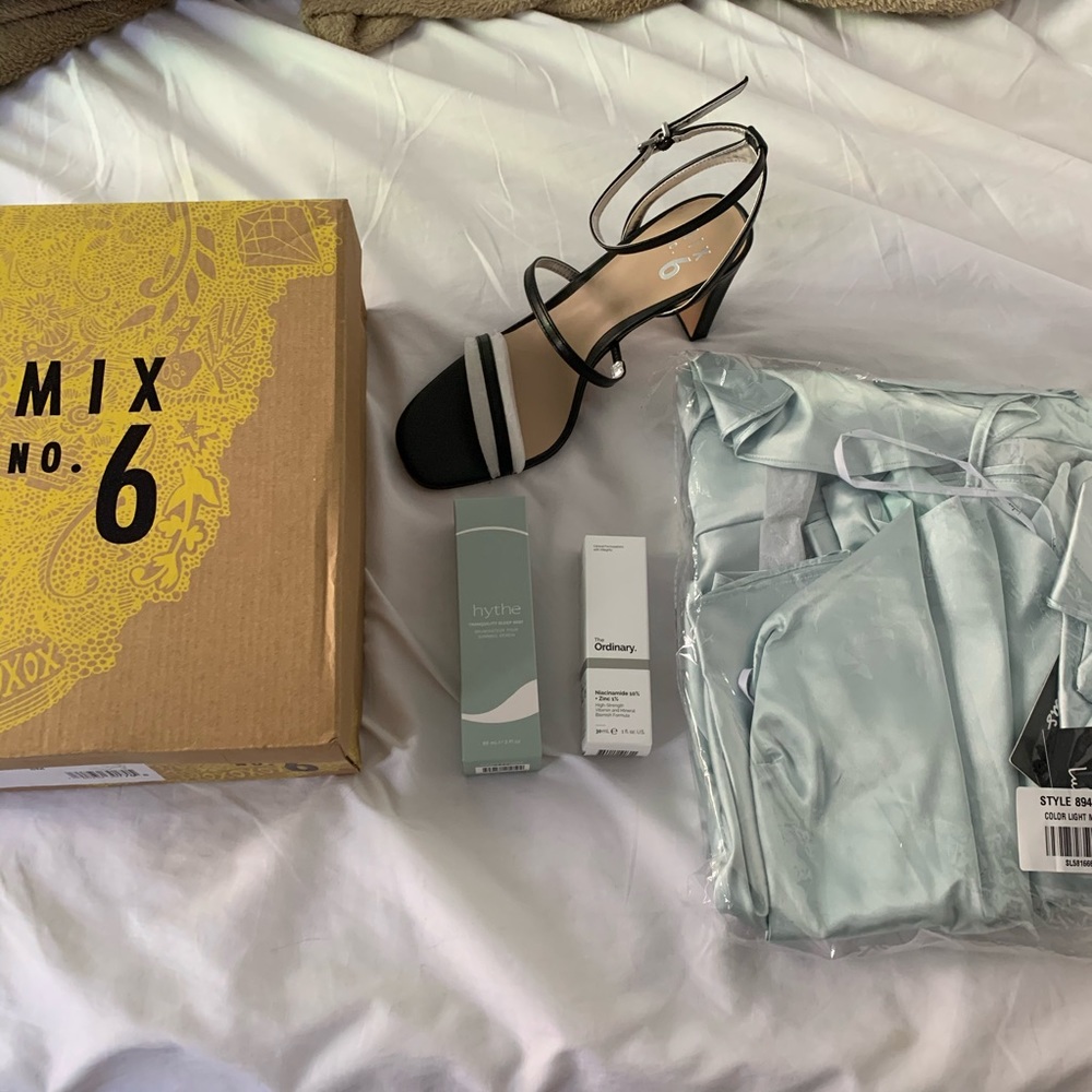 Bundle of Brand New fashion and beauty items! NWT